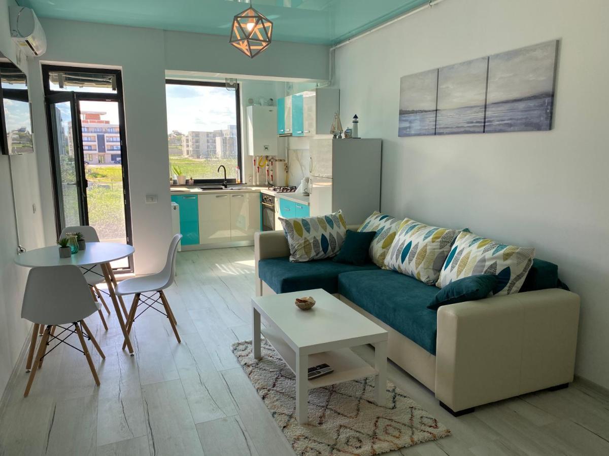 Ela'S Apartment นาโวดาริ ภายนอก รูปภาพ