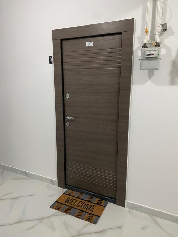 Ela'S Apartment นาโวดาริ ภายนอก รูปภาพ